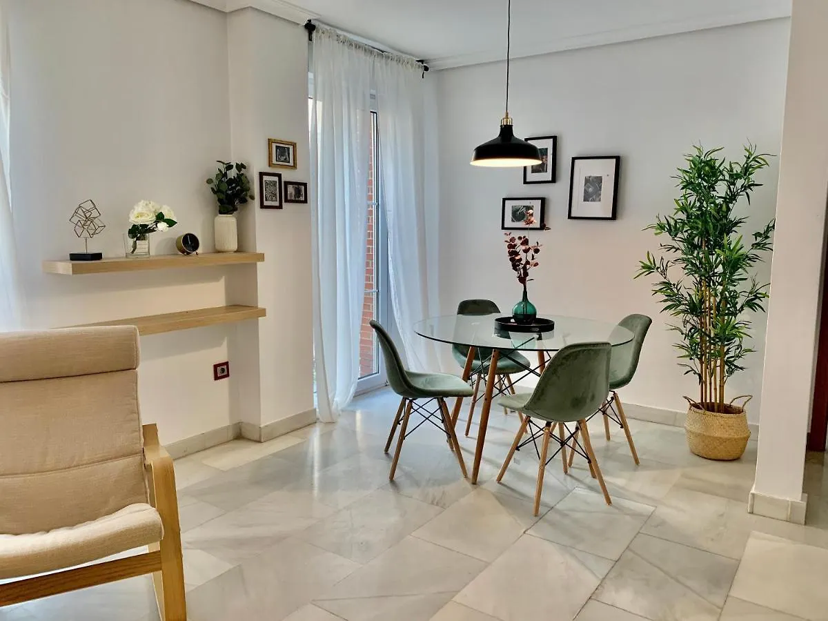Homely Málaga Larios