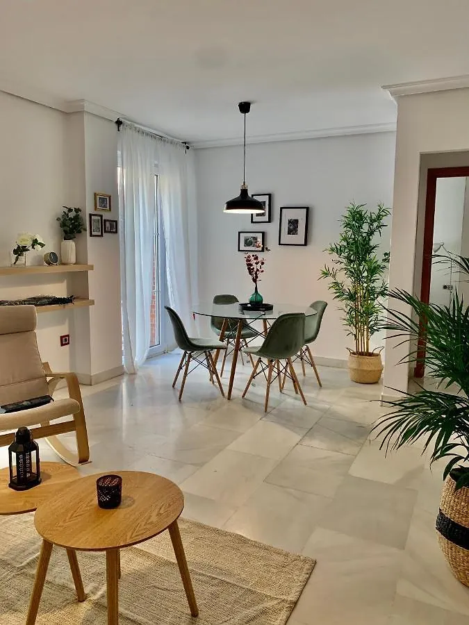 Homely Málaga Larios